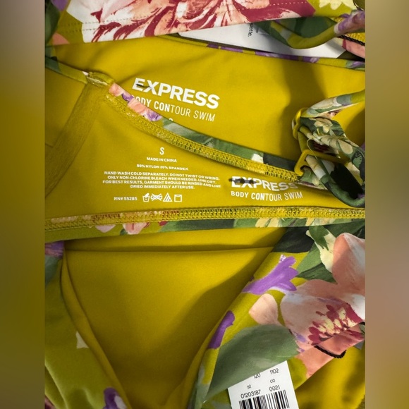 EXPRESS Body Contour Swim Set in Floral Size S 86 - Picture 5 of 10